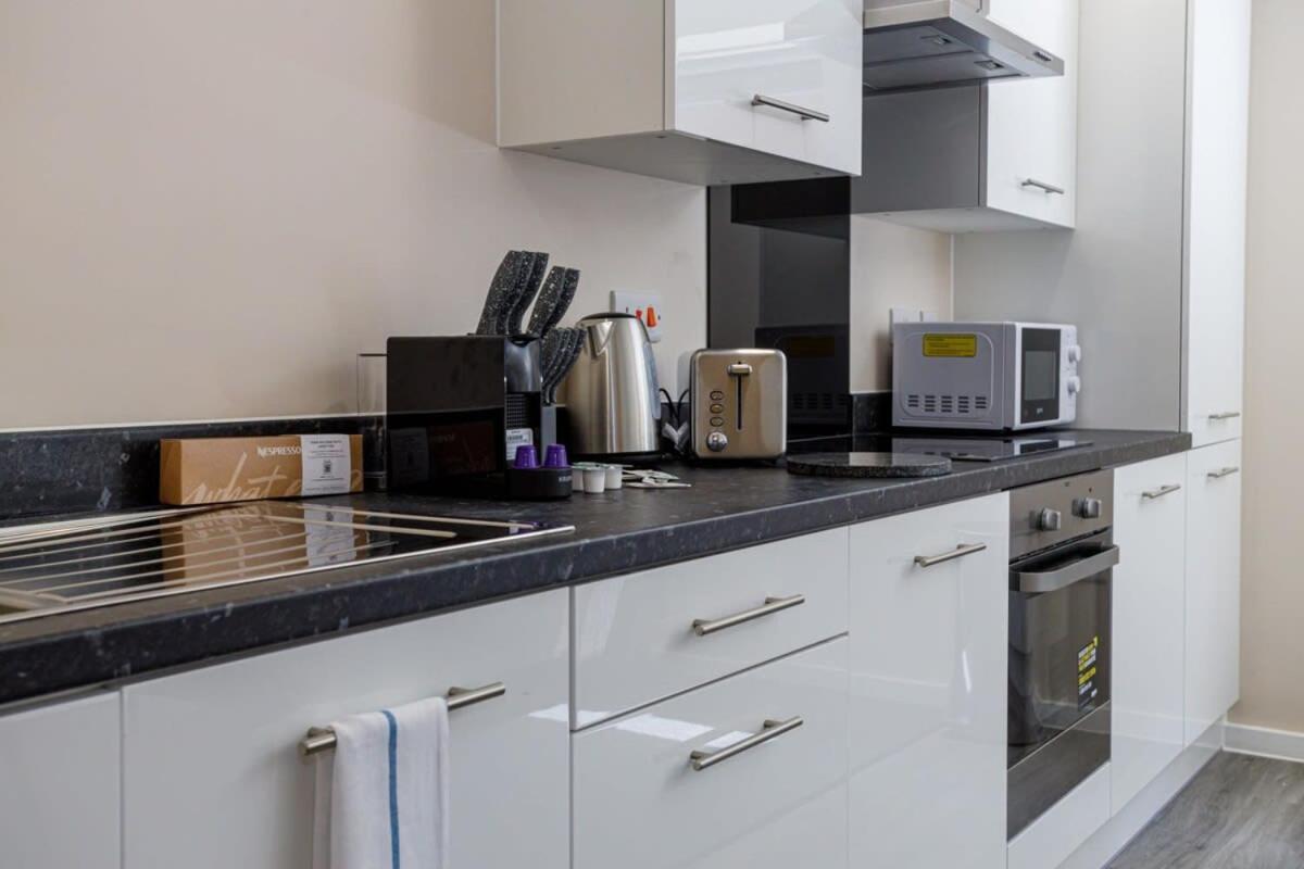 Stylish And Modern 1 Bedroom Apartment Manchester Bagian luar foto