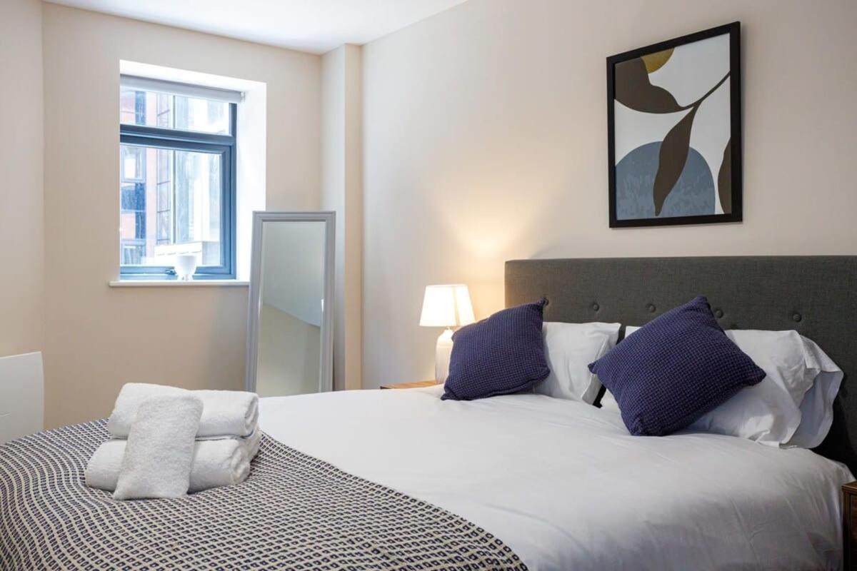 Stylish And Modern 1 Bedroom Apartment Manchester Bagian luar foto